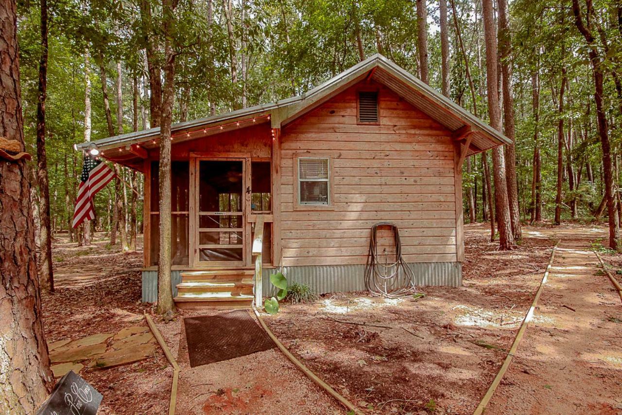 Happy Pine Cone Holiday home Tyler
